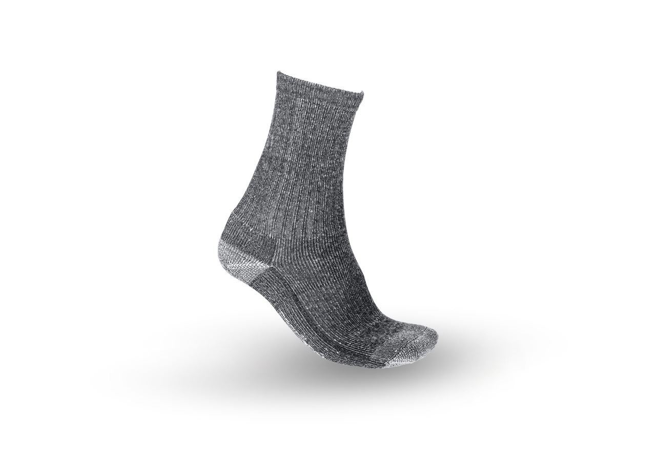 Socks: e.s. Merino socks Nature warm/high + titanium melange