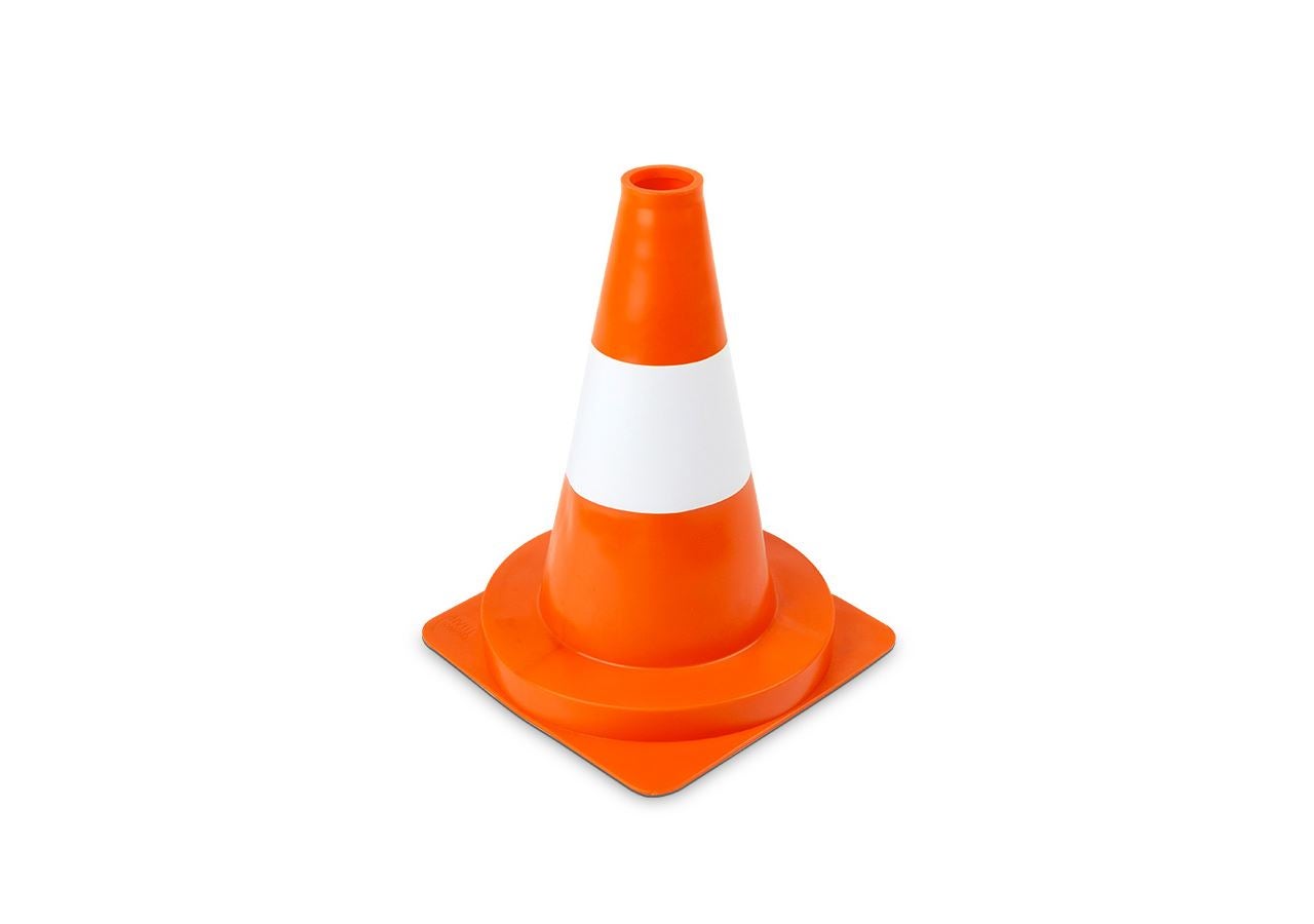 Marking: Traffic cone