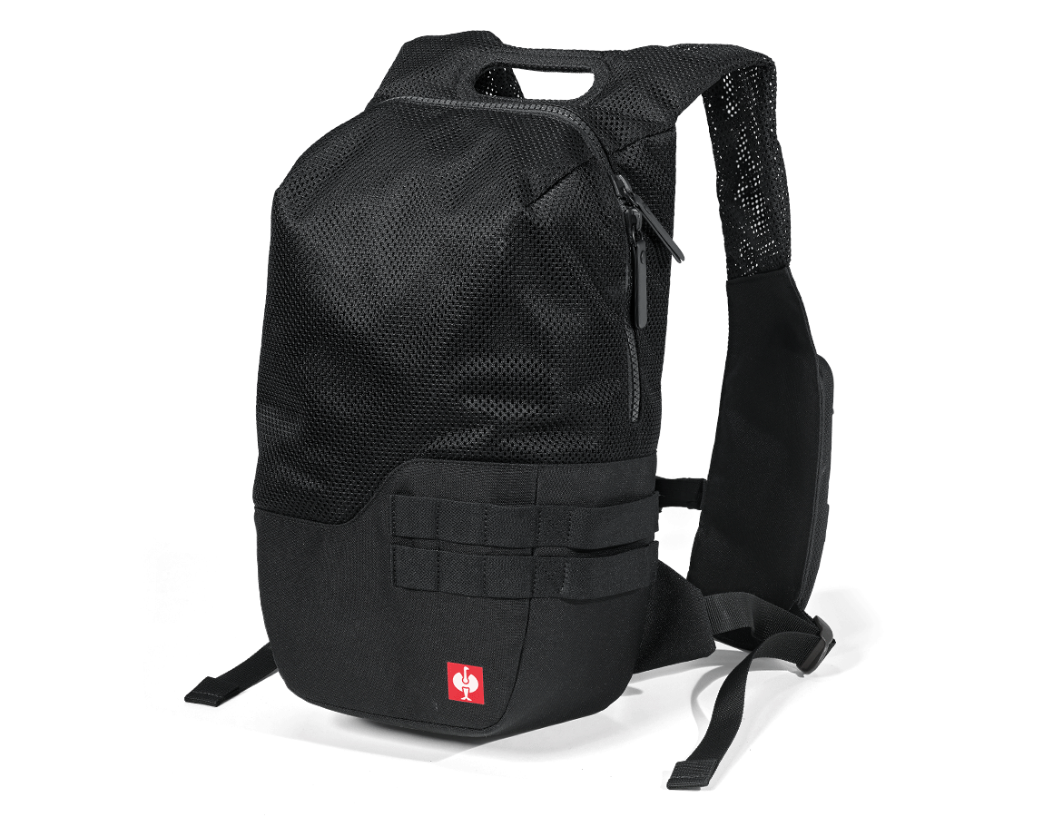 Backpack e.s.ambition black | Strauss