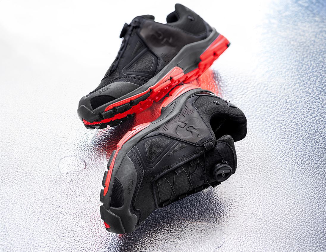 O2: O2 Work shoes e.s. Minkar II + black/high-vis red 1