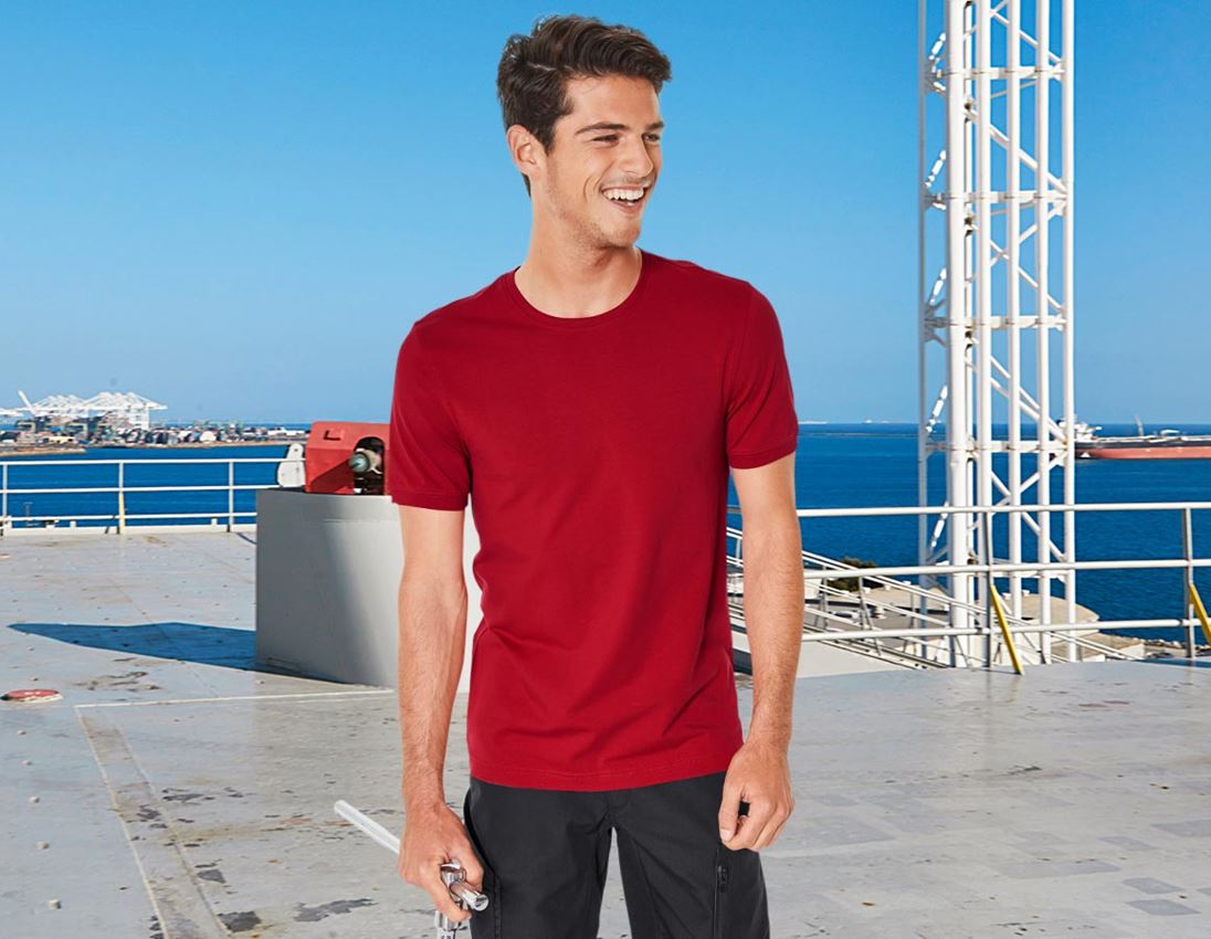 Hauts: e.s. T-Shirt cotton stretch, slim fit + rouge vif