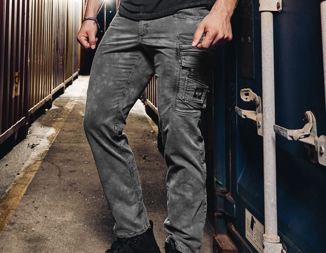 Collaborations: Eintracht Trousers Dye + faded grey