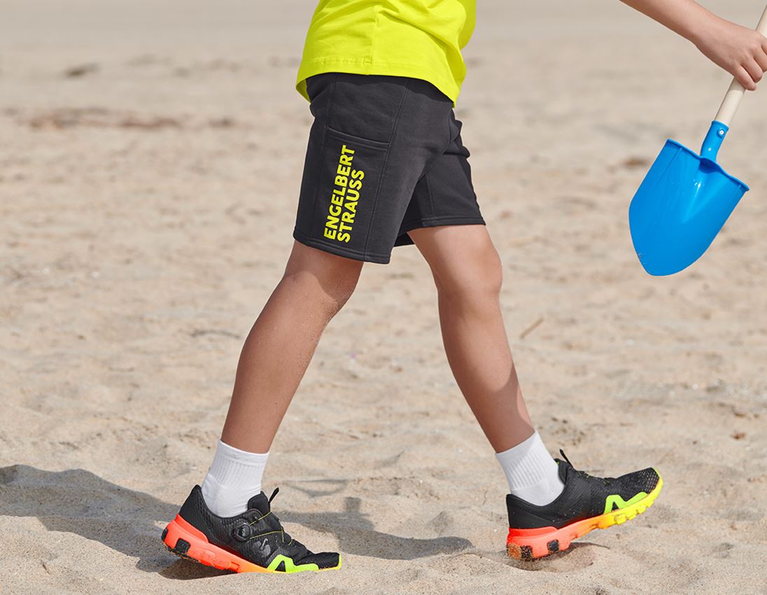 Shorts: Sweat short light e.s.trail, enfants + noir/jaune acide