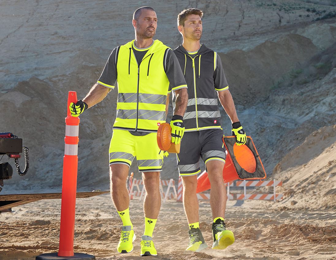 Clothing: High-vis functional bodywarmer e.s.ambition + high-vis yellow/anthracite 5