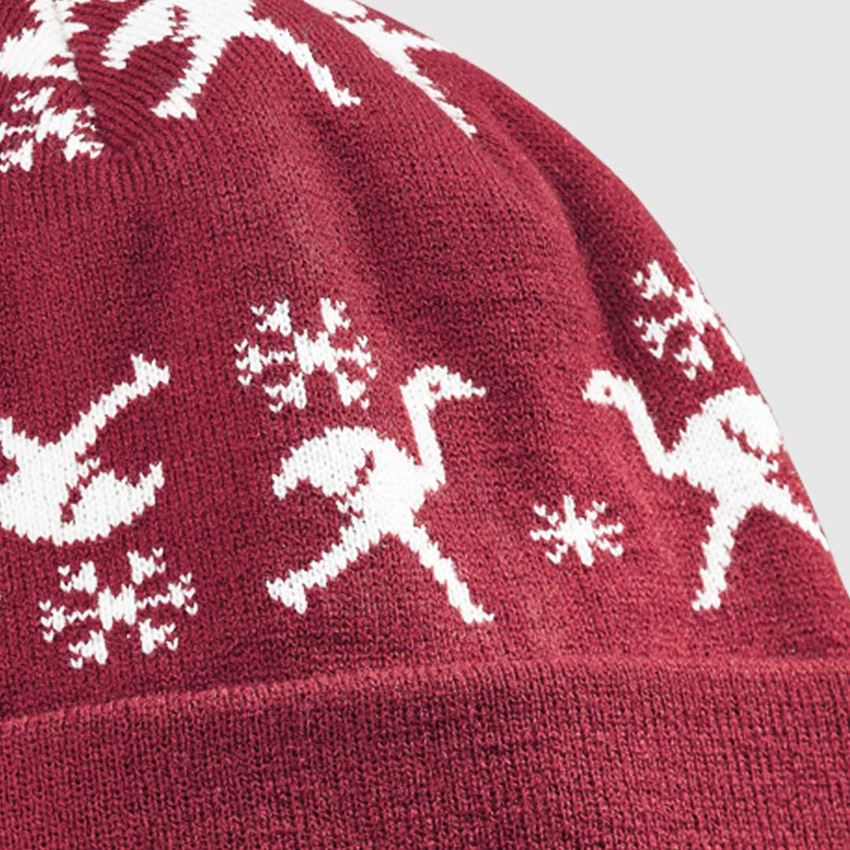 Accessories: e.s. Norwegian knitted hat + burgundy 2