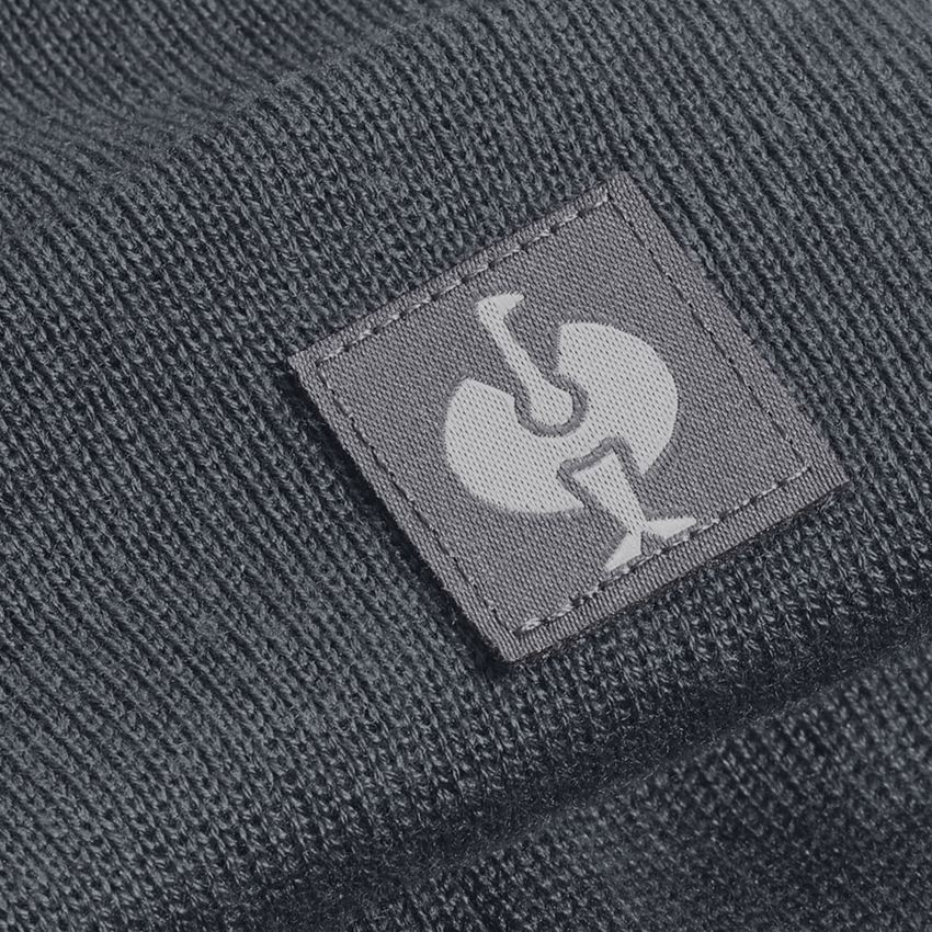 Accessories: Knitted cap e.s.iconic + carbongrey 2