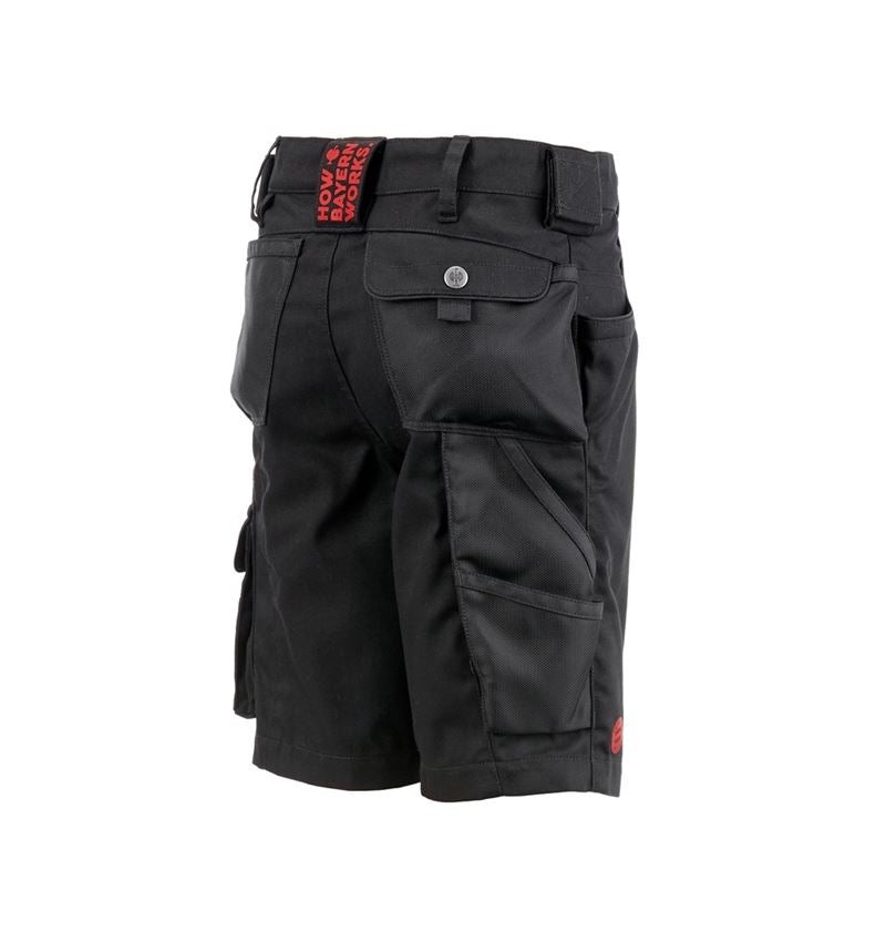 Collaborations: FCB Shorts Kids + black/straussred 4
