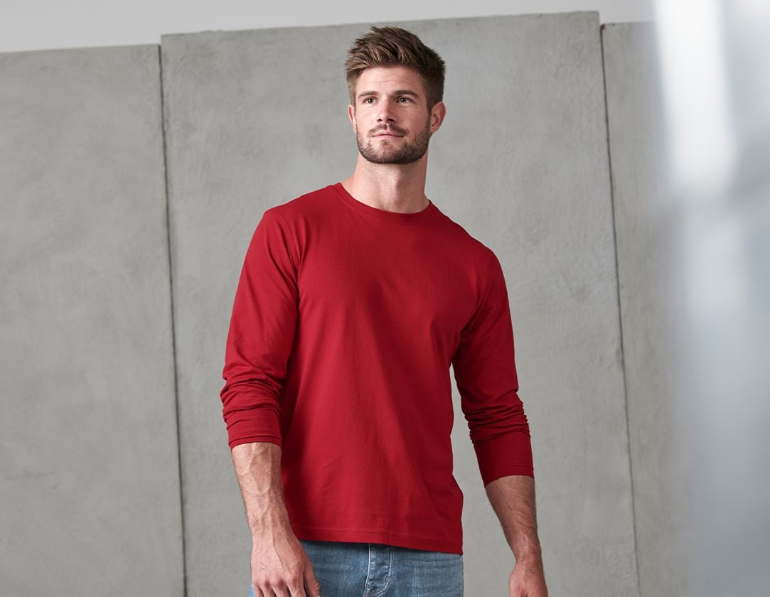 Topics: e.s. Long sleeve cotton + red