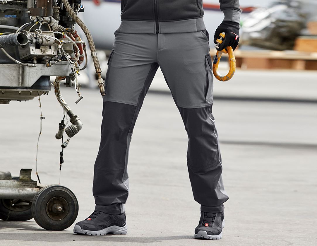 Work Trousers: Functional cargo trousers e.s.dynashield + cement/graphite 1