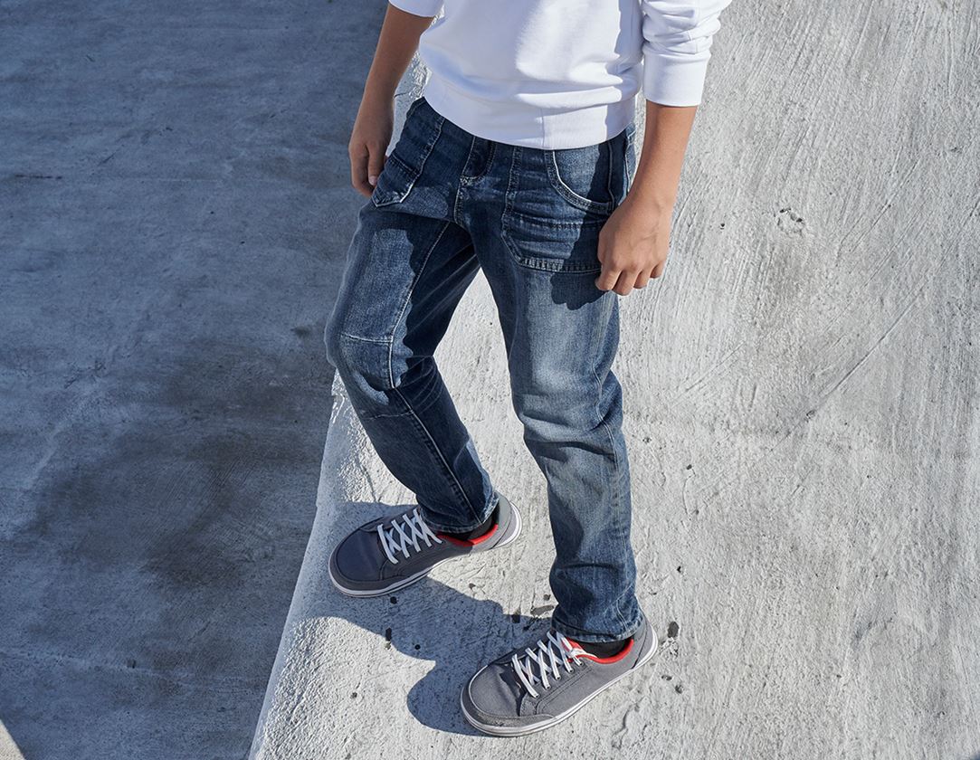 Trousers: e.s. Jeans POWERdenim, children’s + stonewashed 1