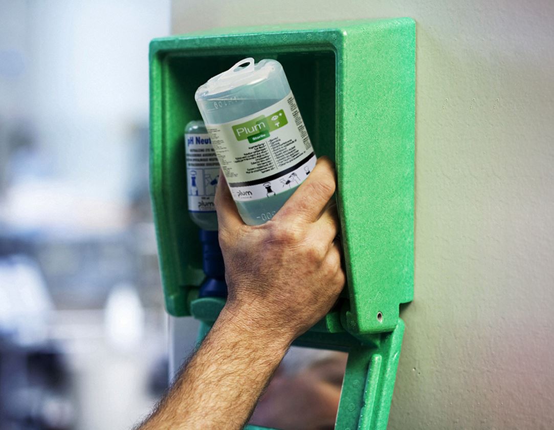 Accessories: Eye rinse emergency station