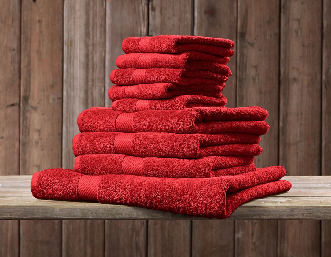 Cloths: Terry cloth towel Premium pack of 3 + red