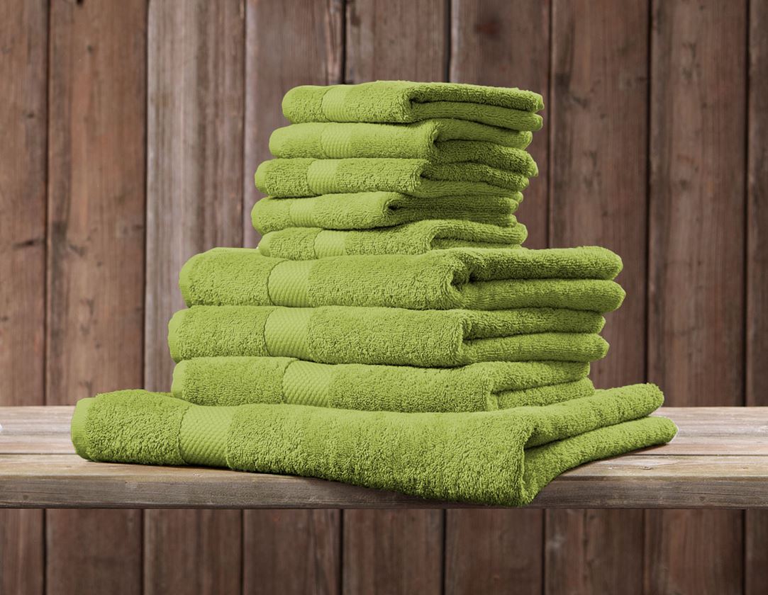 Cloths: Terry cloth towel Premium pack of 3 + maygreen
