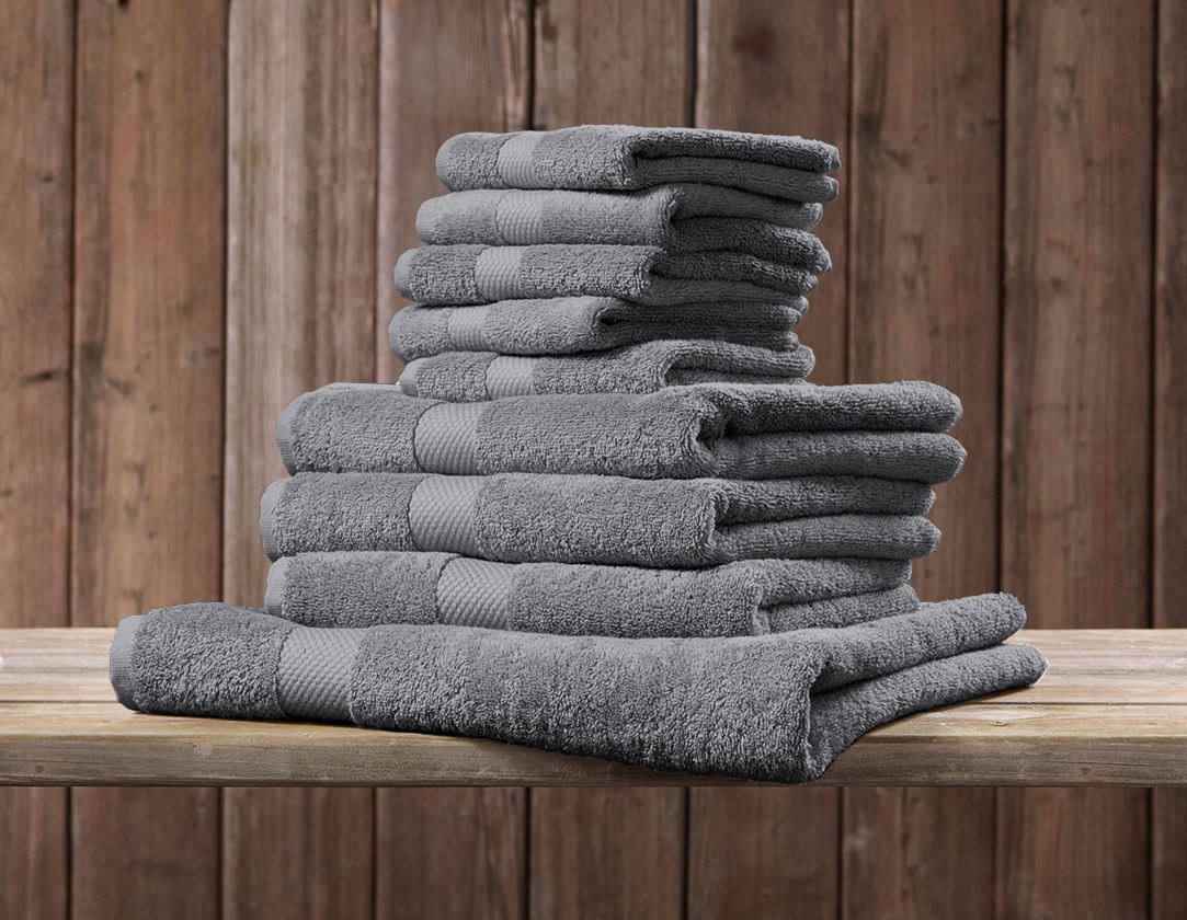 Tools & Equipment: Towel premium gift set + anthracite