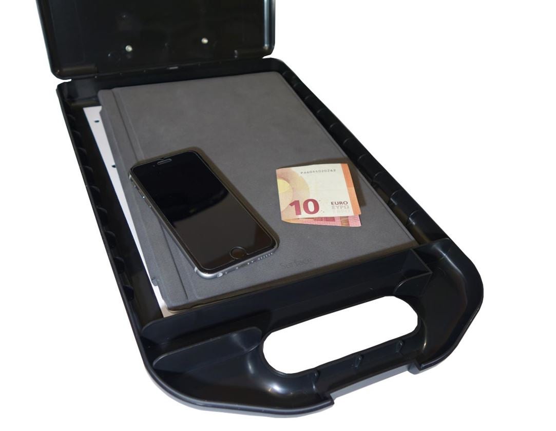 Organisation: Clipboard with storage compartment