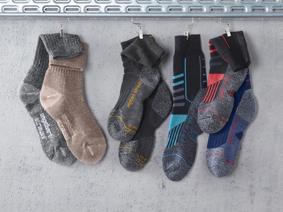functional socks by Engelbert Strauss -  ranging from cooling to highly thermal, with and without a compression function