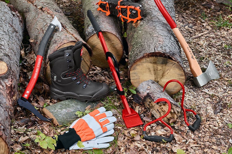 Additional equipment for protection in forestry work