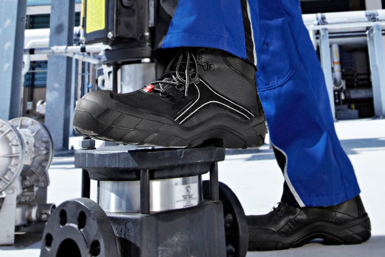 S3 safety shoes by Engelbert Strauss